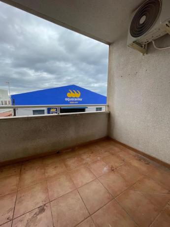 Piso en calle Caritas, 2