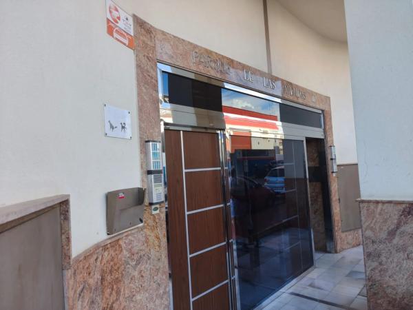 Piso en calle Caritas, 2