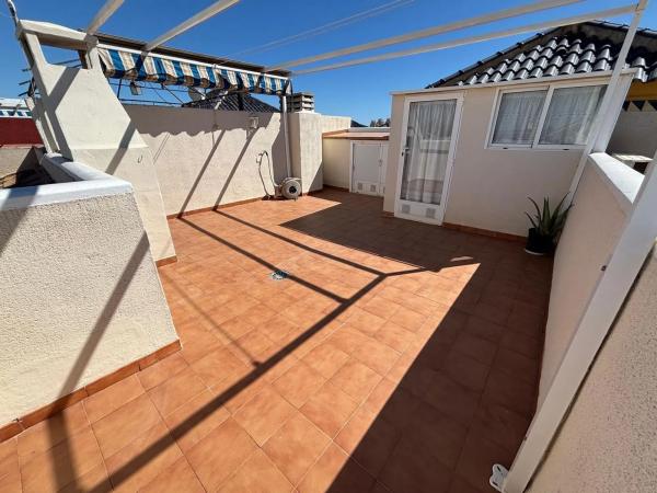 Chalet adosado en calle Francisco Soribella Lopez