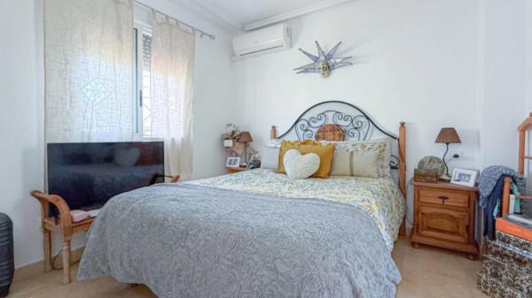 Chalet adosado en avenida de la Mancha, 194