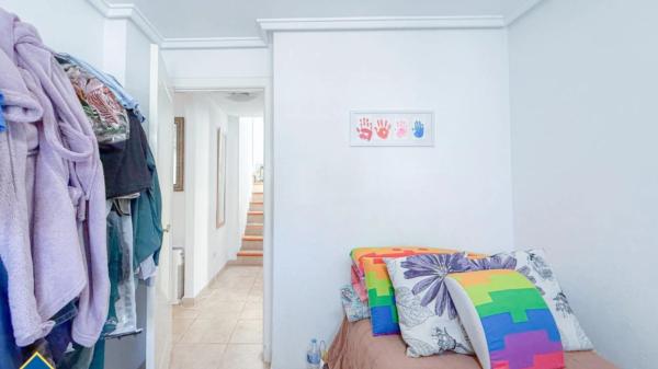 Chalet adosado en avenida de la Mancha, 194