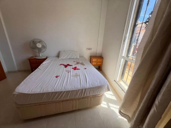 Chalet adosado en calle Gotzone Mora s/n