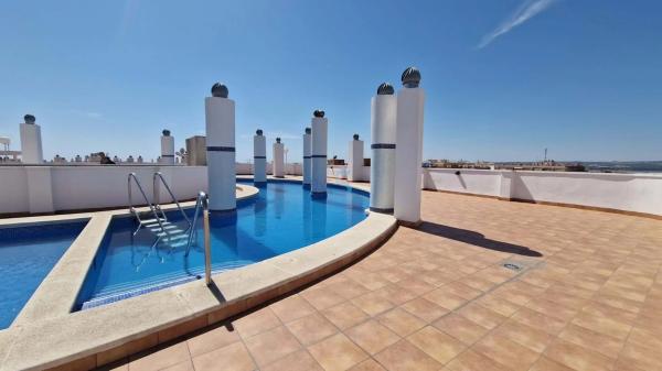 Piso en Barrio Parque Acuático - Sector 25