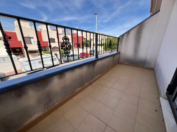 Chalet adosado en calle Gotzone Mora s/n