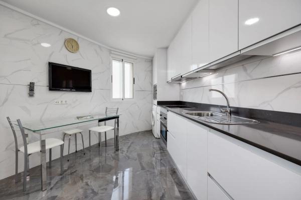 Piso en CL Caritas, 2