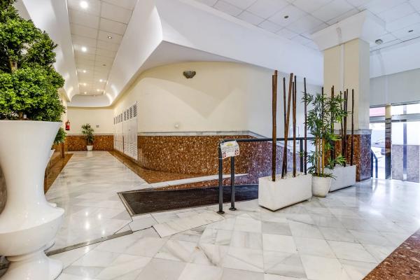 Piso en CL Caritas, 2