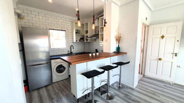 Ático en avenida Corinto, 14