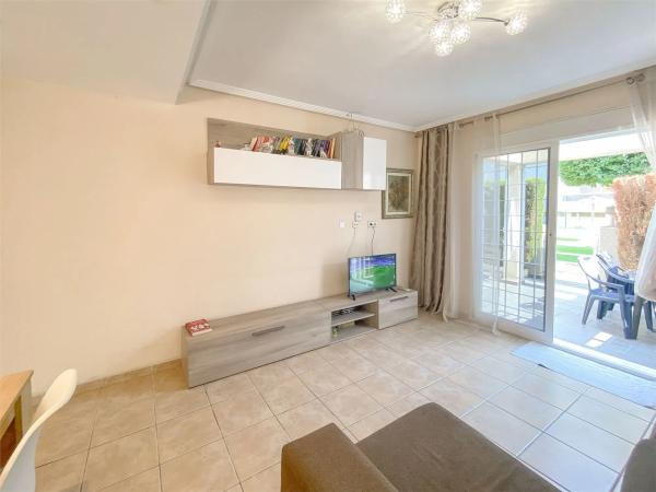 Chalet adosado en calle Talía