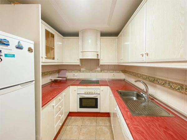 Chalet adosado en calle Talía