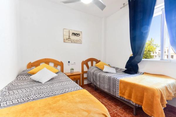 Piso en plaza de Europa, 2