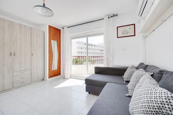 Estudio en calle Aquiles