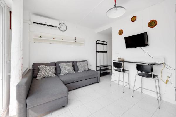 Estudio en calle Aquiles