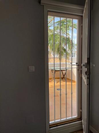 Chalet adosado en avenida del Horizonte, 15