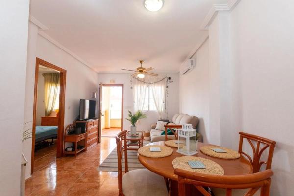 Chalet adosado en calle Francisco Alonso Lorenzo, 5