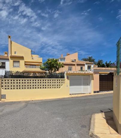 Chalet adosado en Residencial Baleares, Torrevieja, 3 Mz