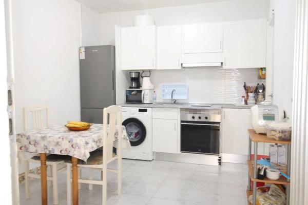 Chalet pareado en calle Marcelina