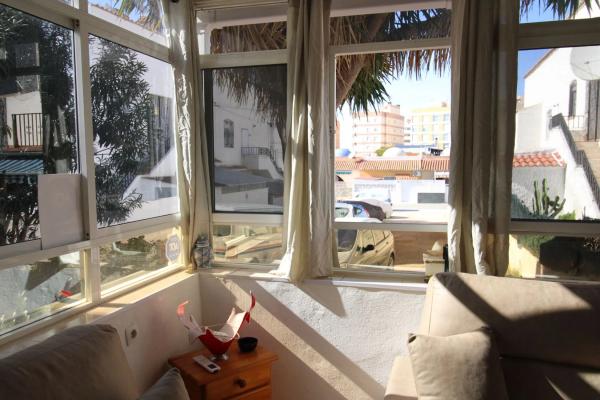 Chalet pareado en calle Marcelina