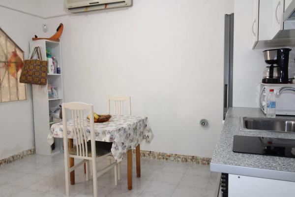 Chalet pareado en calle Marcelina