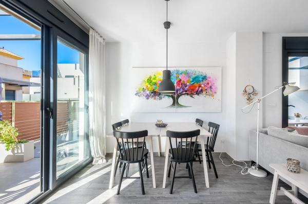 Casa independiente en calle Maria San Gil Noain