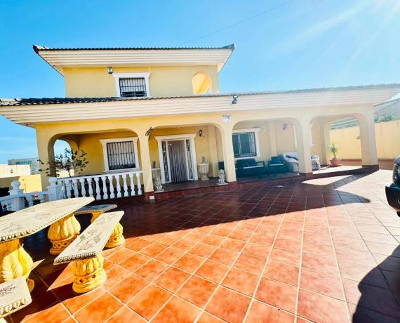 Chalet en Barrio Aguas Nuevas