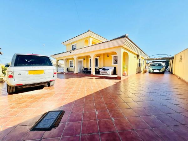 Chalet en Barrio Aguas Nuevas