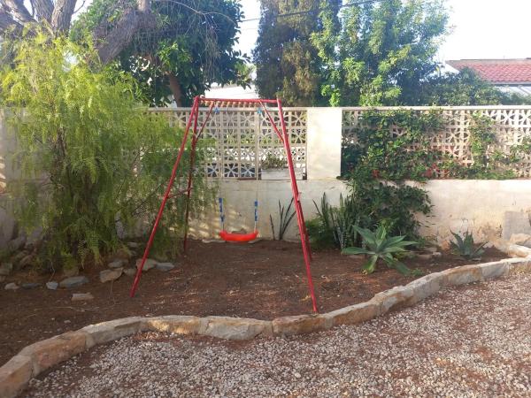 Casa independiente en avenida Doctor Angel Garcia Rogel, 86