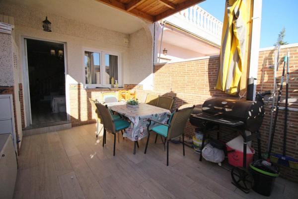 Chalet pareado en calle Dorotea s/n