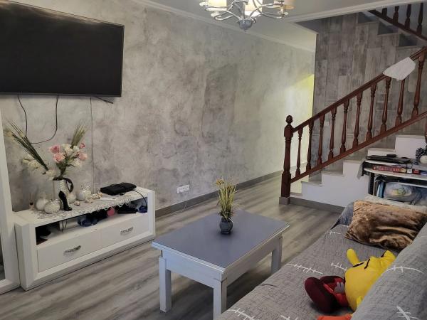 Chalet adosado en Dorotea, 17