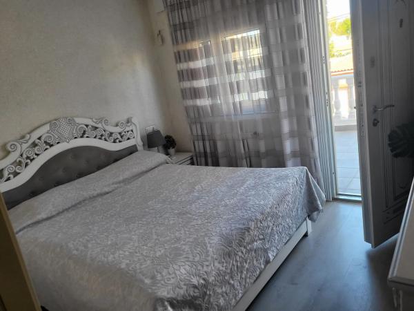 Chalet adosado en Dorotea, 17