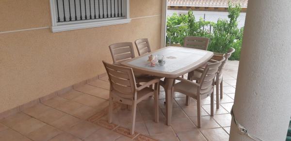 Chalet pareado en calle Meridiano, 4 a