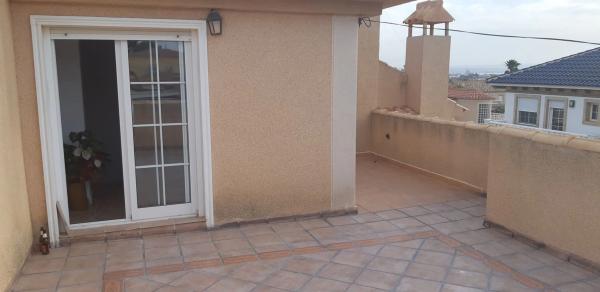 Chalet pareado en calle Meridiano, 4 a