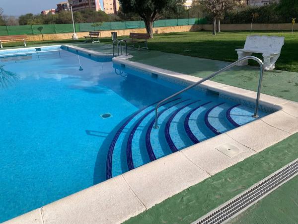 Chalet pareado en calle Perseo, 30