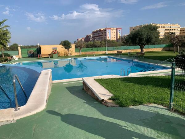 Chalet pareado en calle Perseo, 30