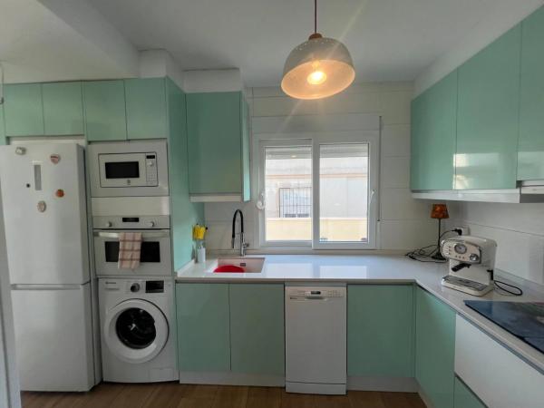 Chalet adosado en calle Forano, 30