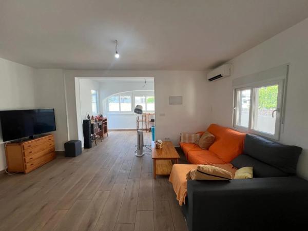 Chalet adosado en calle Forano, 30