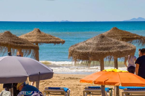 Piso en calle Dinamarca, 3