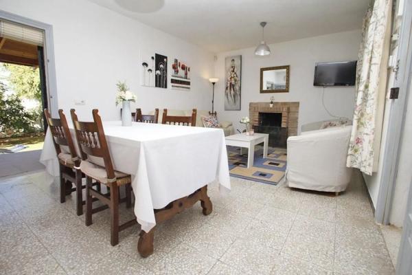 Casa independiente en calle Colibrí