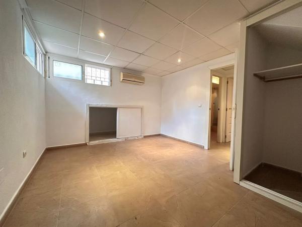 Chalet adosado en calle Doctor Waksman