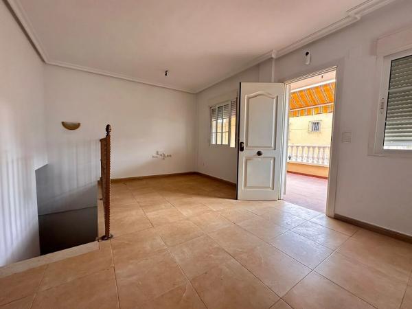 Chalet adosado en calle Doctor Waksman