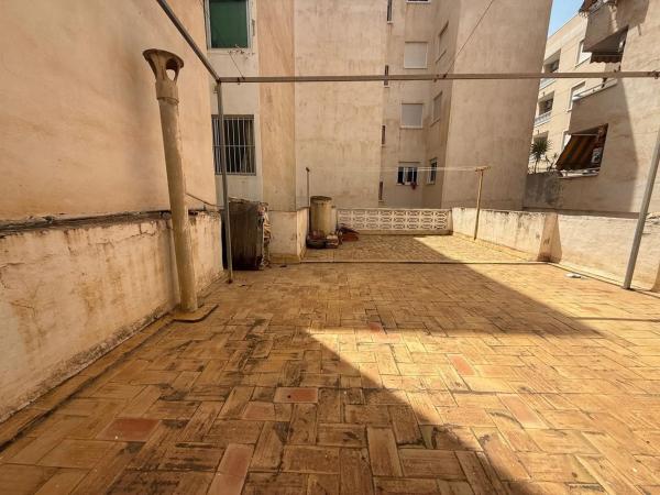 Chalet adosado en calle Noruega