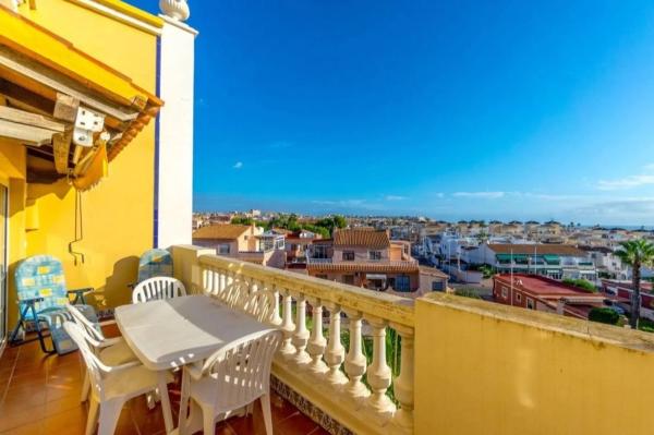 Ático en calle Jacinto Benavente