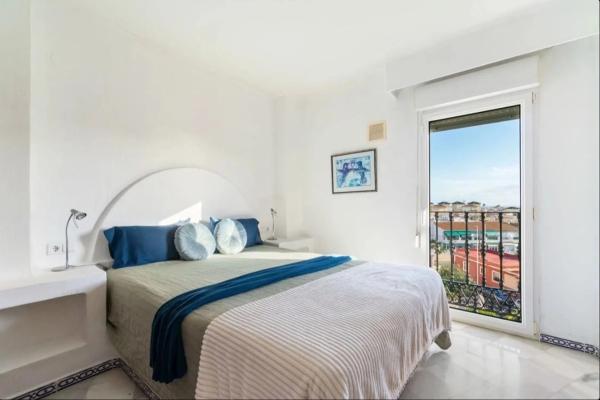 Ático en calle Jacinto Benavente