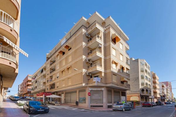 Piso en calle Suecia, 10