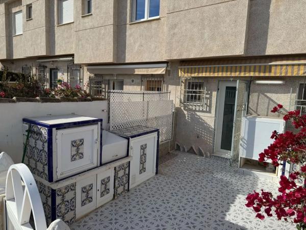 Chalet adosado en calle de Martin Luther King