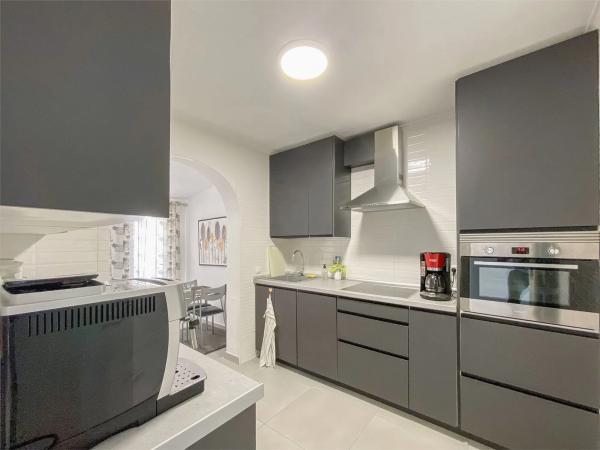 Chalet adosado en calle Nervión