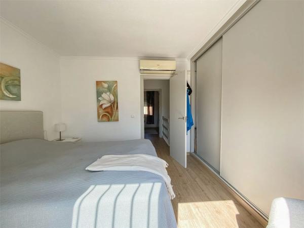 Chalet adosado en calle Nervión