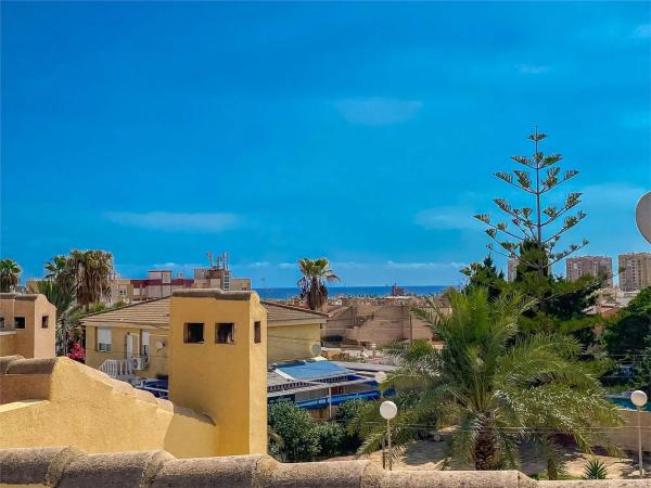 Chalet adosado en calle Nervión