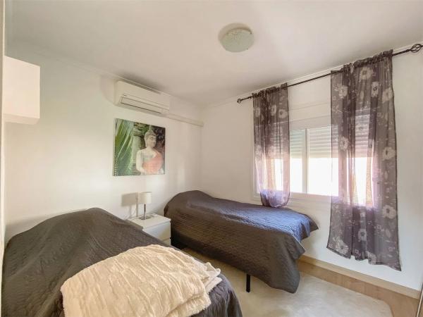 Chalet adosado en calle Nervión