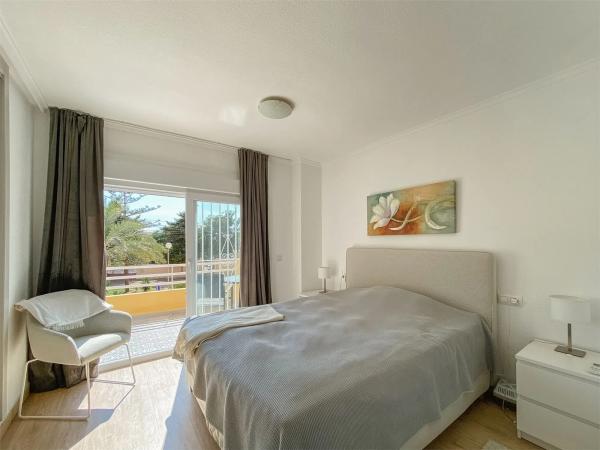 Chalet adosado en calle Nervión