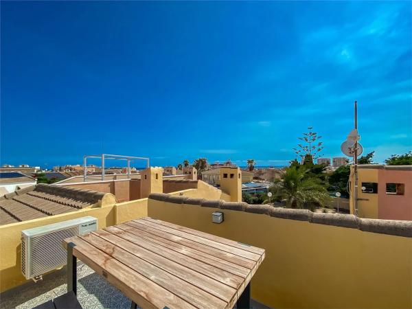 Chalet adosado en calle Nervión